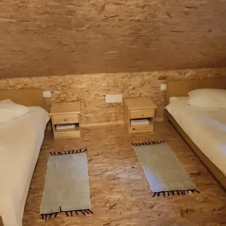 Planinarski Dom Ruzica * Ravna Gora