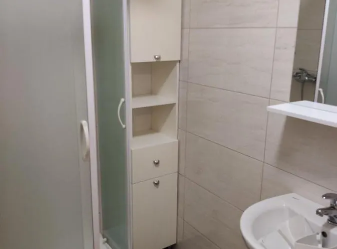 Planinarski Dom Ruzica Brvnara Ravna Gora